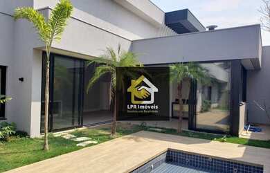 Imagem: A casa em condomínio possui 3 Dormitórios, 2 Banheiros, 5