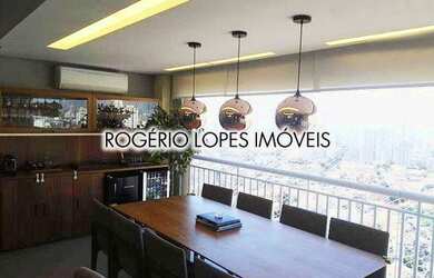 Imagem: O apartamento possui 4 Dormitórios, 5 Banheiros, 3 Vagas na