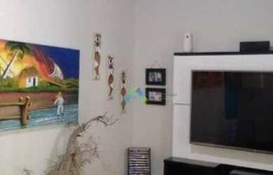 Imagem: A casa possui 3 Dormitórios, 2 Banheiros, 1 Vaga na garagem