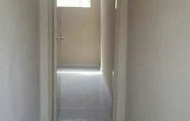 Imagem: A casa possui 1 Dormitório, 1 Banheiro e está localizado