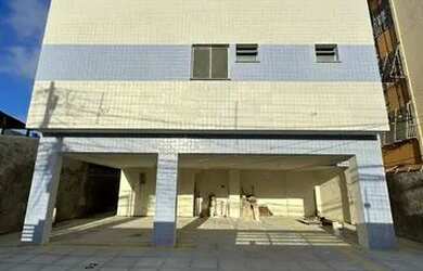 Imagem: A casa possui 2 Dormitórios, 2 Banheiros, 1 Vaga na garagem