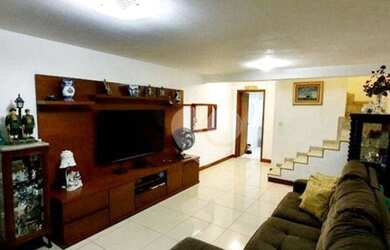 Imagem: A casa possui 2 Dormitórios, 3 Banheiros, 1 Vaga na garagem