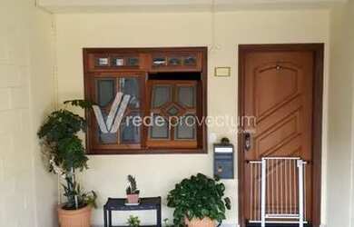 Imagem: A casa em condomínio possui 3 Dormitórios, 3 Banheiros, 1