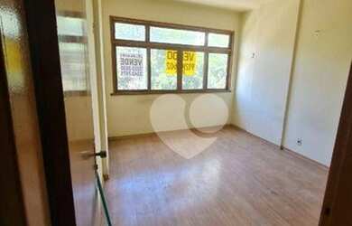 Imagem: A kitnet possui 1 Dormitório, 1 Banheiro, 31m² de Área e