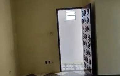 Imagem: A kitnet possui 1 Dormitório e 1 Banheiro e está localizado