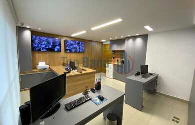 Imagem: O depósito possui 1 Vaga na garagem, 25m² de Área e está