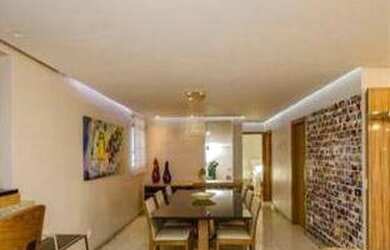 Imagem: O apartamento possui 4 Dormitórios, 1 Banheiro, 2 Vagas na