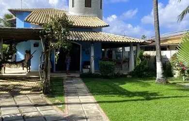 Imagem: A casa em condomínio possui 5 Dormitórios, 5 Banheiros, 5