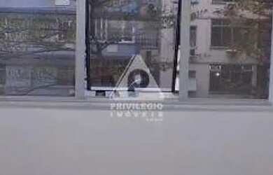 Imagem: O depósito possui 31m² de Área e está localizado em Flamengo