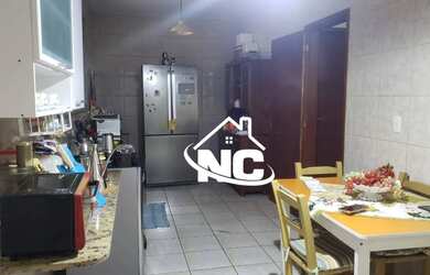 Imagem 8: Novos Começos Imóveis Vende- Casa Duplex com 4 quartos sendo 1 suíte...