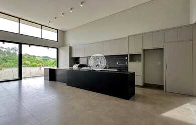 Imagem 7: Casa térrea em Condomínio com 03 Suítes - Locação - Alphaville