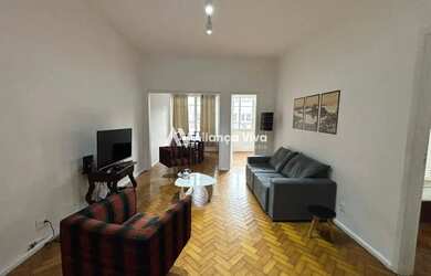 Imagem: O apartamento possui 3 Dormitórios, 3 Banheiros, 110m² de