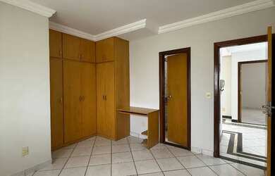 Imagem 13: Casa de Alto Padrão à Venda - Bairro Ibituruna, Montes Claros/MG