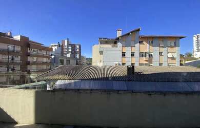 Imagem 7: Excelente apartamento de dois dormitórios com uma vaga garagem, perto...