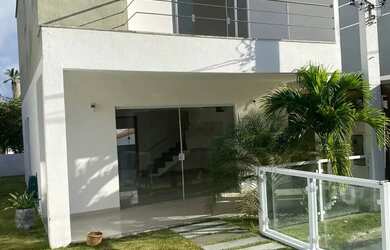 Imagem: A casa em condomínio possui 3 Dormitórios, 3 Banheiros, 2