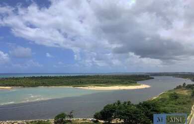 Imagem: A casa em condomínio possui 3 Dormitórios, 1 Banheiro, 4 Vagas