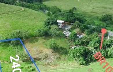 Imagem: O terreno possui 2.400.000m² de Área e está localizado em