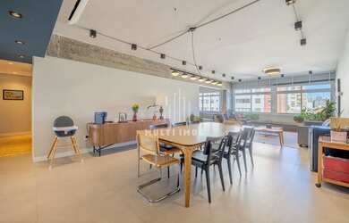 Imagem: O apartamento possui 3 Dormitórios, 4 Banheiros, 1 Vaga na