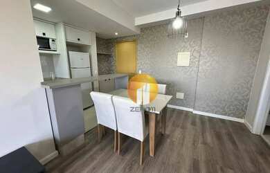 Imagem: O apartamento possui 1 Dormitório, 1 Banheiro, 1 Vaga na garagem