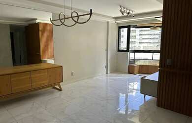 Imagem: O apartamento possui 3 Dormitórios, 3 Banheiros, 2 Vagas na