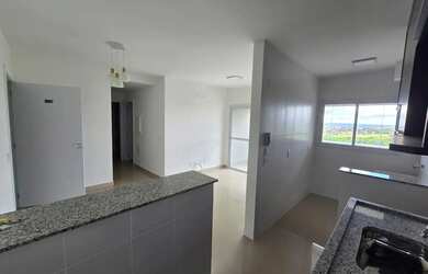 Imagem: O apartamento possui 2 Dormitórios, 2 Banheiros, 2 Vagas na