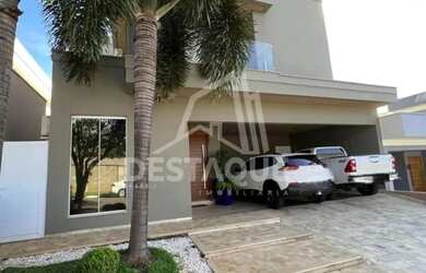 Imagem: A casa em condomínio possui 3 Dormitórios, 5 Banheiros, 2