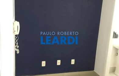 Imagem: O depósito possui 1 Vaga na garagem e 34m² de Área e está