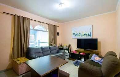 Imagem: A casa à venda possui 3 Dormitórios, 3 Banheiros, 3 Vagas