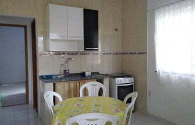 Imagem: A kitnet possui 1 Dormitório, 2 Vagas na garagem e está localizado