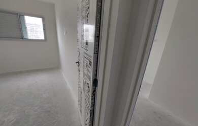 Imagem 9: APARTAMENTO 02 QUARTOS COM SUÍTE VISTA LATERAL PARA O MAR LAZER COMPLETO...