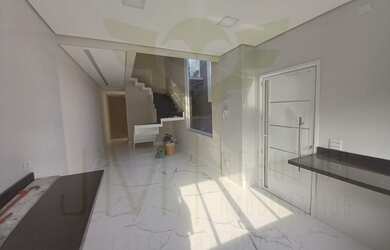 Imagem: A casa possui 3 Dormitórios, 4 Banheiros, 4 Vagas na garagem