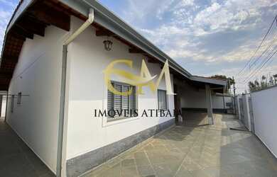 Imagem: A casa possui 5 Dormitórios, 4 Banheiros, 4 Vagas na garagem