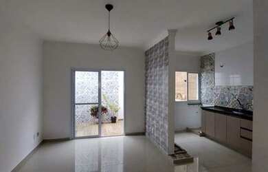 Imagem: A casa em condomínio possui 3 Dormitórios, 1 Banheiro, 1 Vaga