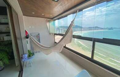 Imagem: O apartamento possui 3 Dormitórios, 4 Banheiros, 2 Vagas na