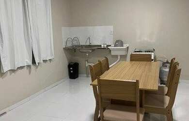 Imagem: O studio possui 1 Dormitório, 1 Banheiro, Imóvel mobiliado