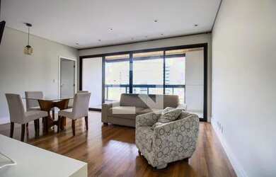 Imagem: O studio possui 1 Dormitório, 2 Banheiros, 1 Vaga na garagem