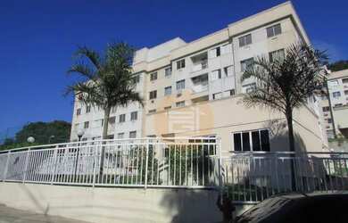 Imagem: O apartamento possui 3 Dormitórios, 1 Banheiro, 1 Vaga na garagem