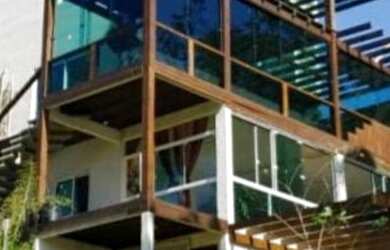 Imagem: A casa possui 3 Dormitórios, 2 Banheiros, 500m² de Área e