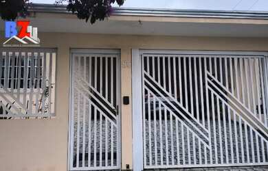 Imagem: O apartamento possui 3 Dormitórios, 2 Banheiros, 4 Vagas na