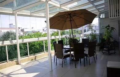 Imagem: O apartamento na cobertura possui 5 Dormitórios, 5 Banheiros