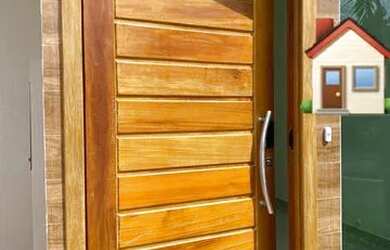 Imagem: A casa possui 3 Dormitórios, 4 Banheiros, 2 Vagas na garagem