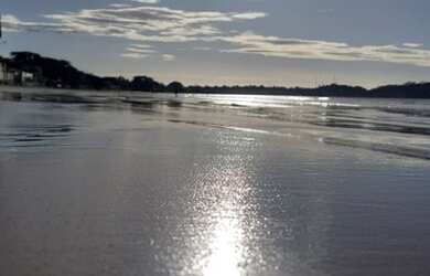 Imagem: A casa possui 3 Dormitórios, 1 Vaga na garagem e está localizado