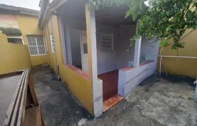 Imagem: O apartamento possui 2 Dormitórios, 1 Banheiro e está localizado