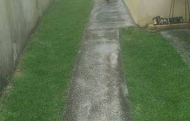 Imagem: A casa possui 2 Dormitórios, 1 Banheiro, 3 Vagas na garagem