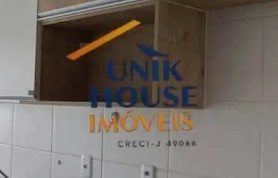 Imagem: O apartamento possui 2 Dormitórios, 1 Banheiro, 2 Vagas na