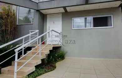 Imagem 8: Sobrado Espaçoso 3 Dormitórios (1 Suíte) + Planejados e Churrasqueira no Villa Branca, Jac