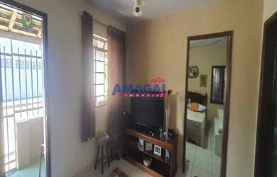 Imagem 3: Casa em Jacareí. Varanda, 136m² de Área, 1 Vaga na garageme3 Dormitórios