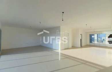 Imagem: O apartamento possui 4 Dormitórios, 5 Banheiros, 4 Vagas na