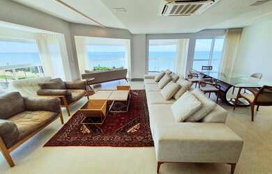 Imagem: O apartamento possui 4 Dormitórios, 5 Banheiros, 3 Vagas na