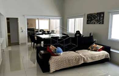 Imagem 7: Casa Residência em Jaú. Churrasqueira, 12m² de Área, 4 Vagas na garageme3...